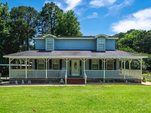 3317 Virginia Dr, Bessemer, AL 35023