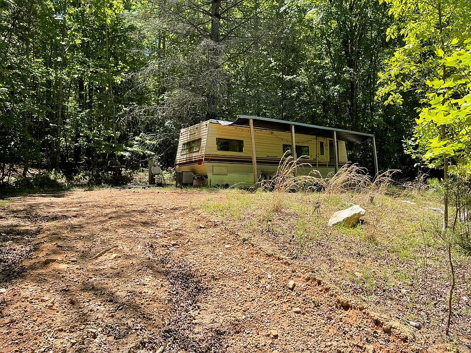 1st image of 104 Saltaire Dr
