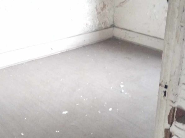 detroit-michigan-245793111 picture