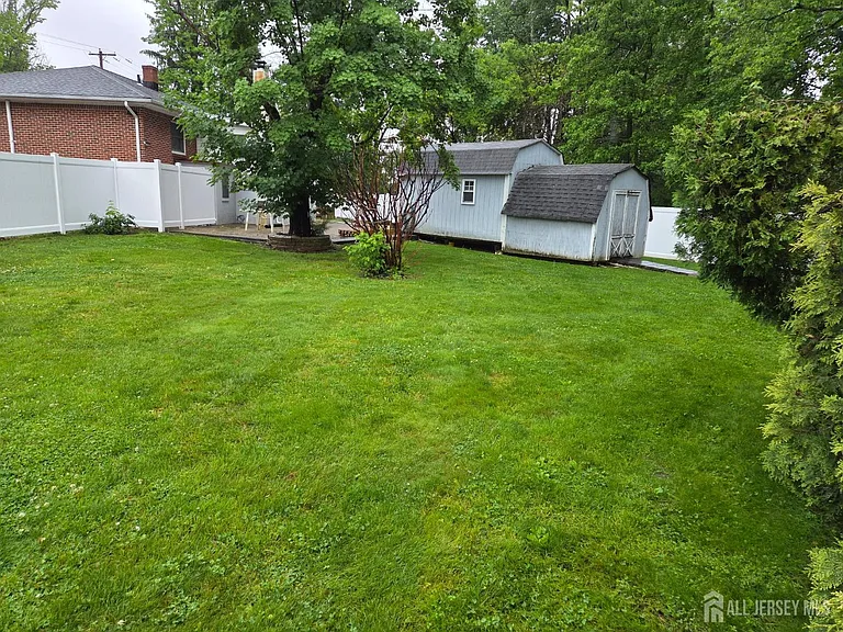 301 Matchaponix Rd — Photo 15