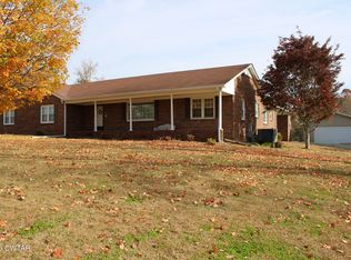 738 N Broad St, Lexington, TN 38351