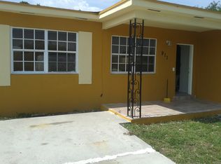 911 NW 69th St, Miami, FL 33150