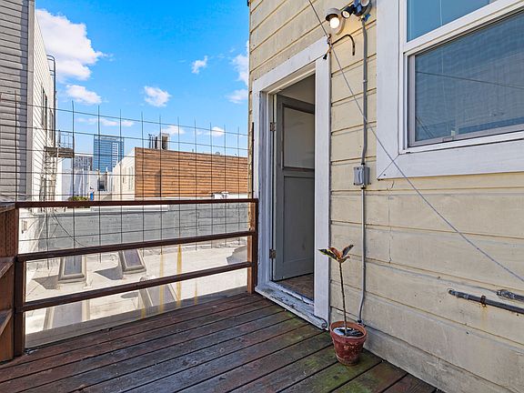 3rd image of 464 Linden St