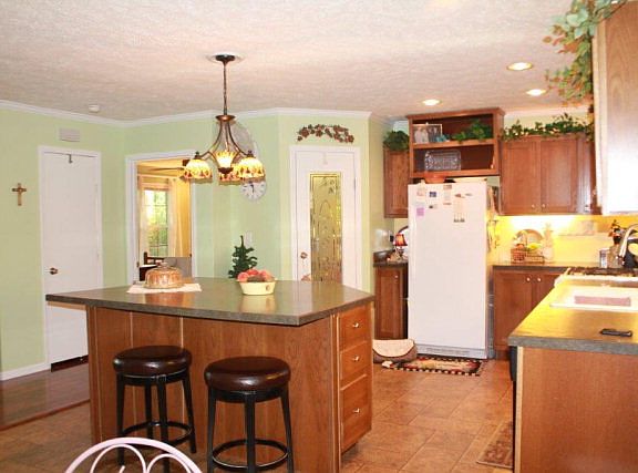 4th image of 200 Pap Johnson Cir