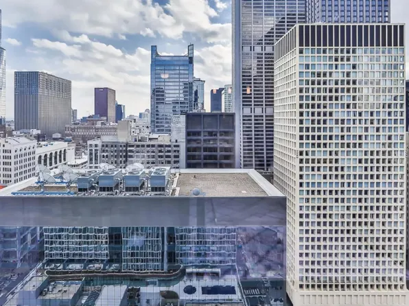 145 N Dearborn St #720, Chicago, IL 60602