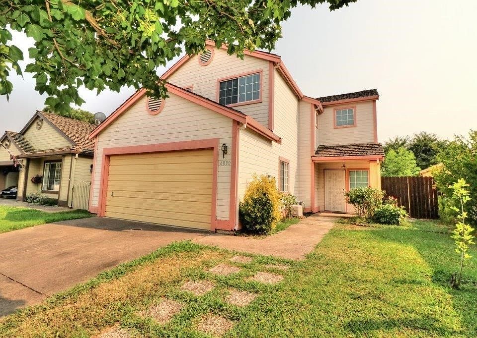 1st image of 4890 N Laguna Dr