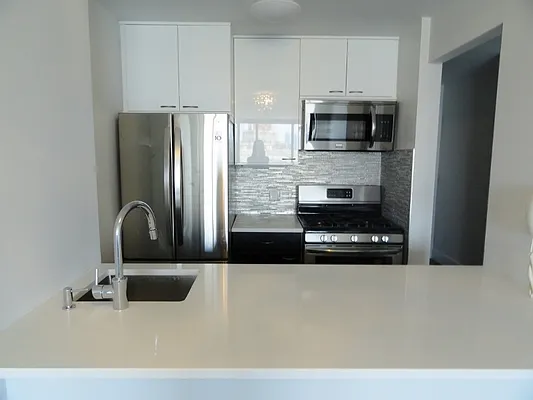 Sold by Battery Park Realty | media 2