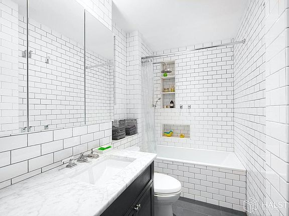 3rd image of 59 W 71st St APT 2D