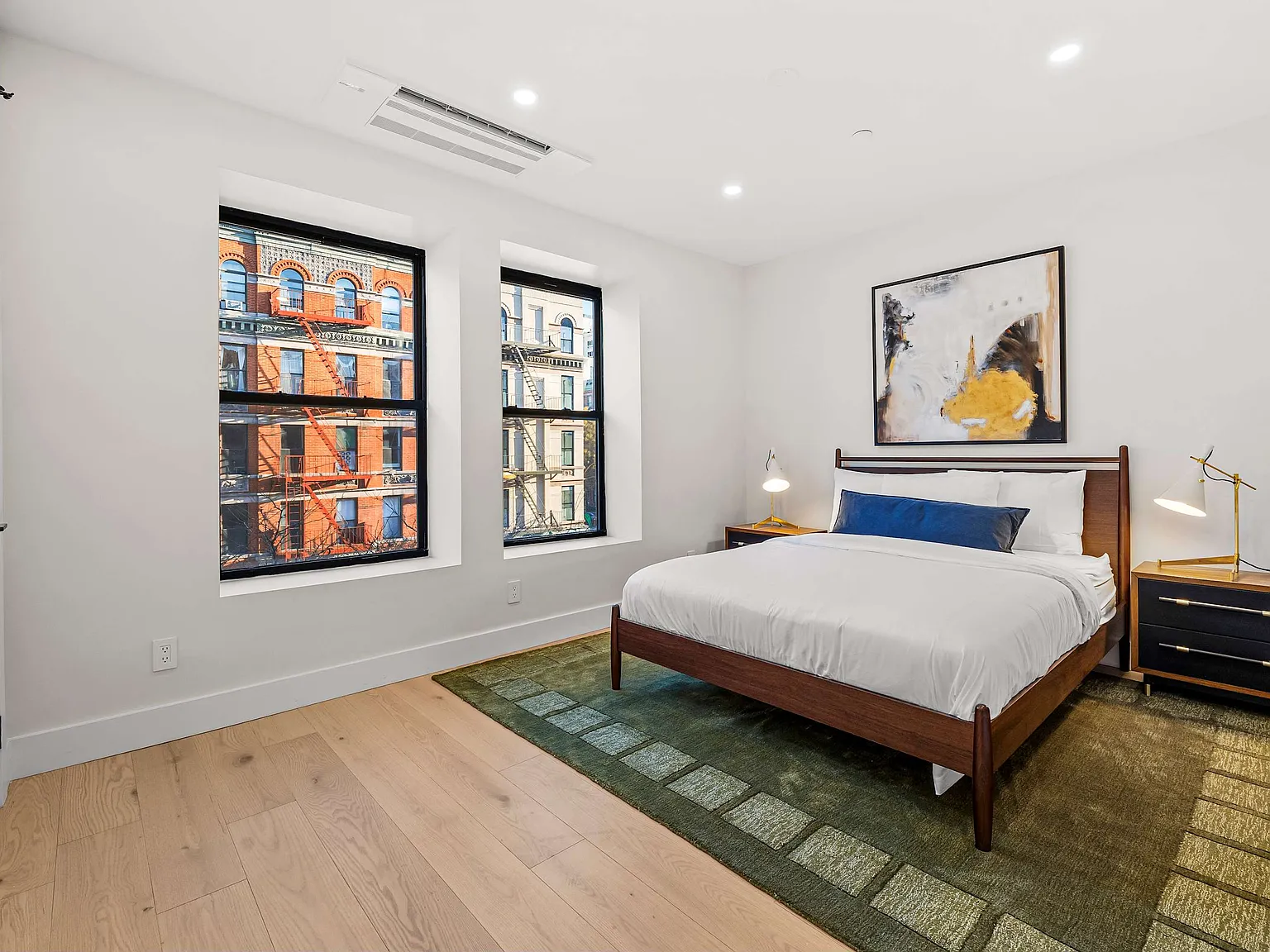 391 Manhattan Avenue — Photo 3