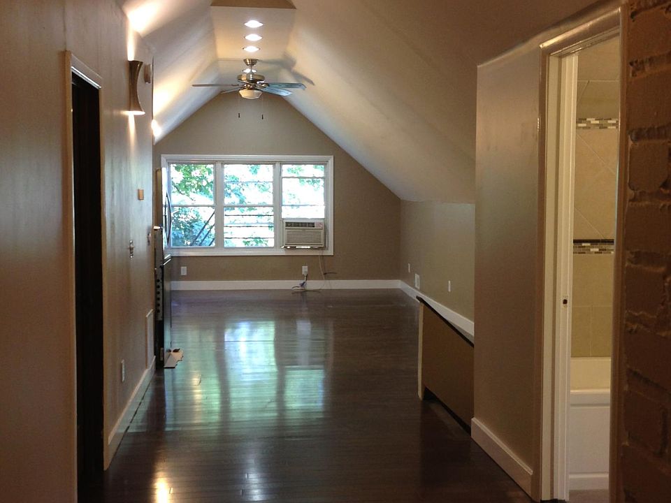2nd image of 306 Oxford St #2