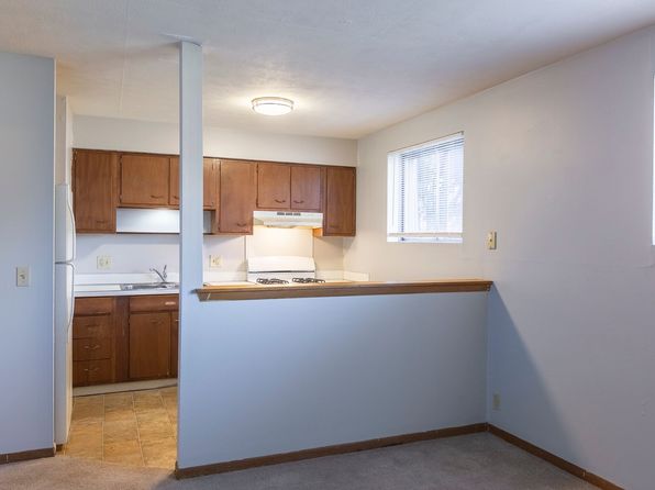3833 Cuming St #14