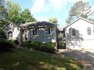 7910 Sweetwater Dr, Douglasville, GA 30135