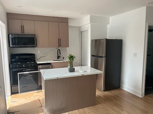 Rented by Daniel Gale Sotheby's International Realty | media 19