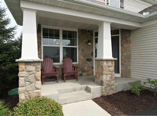 19520 Hazel Nut Ave, Lakeville, MN 55044