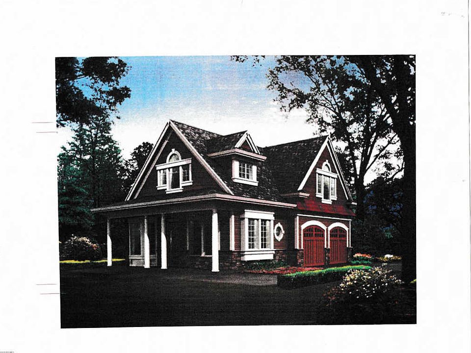 1st image of 216 W Pine St