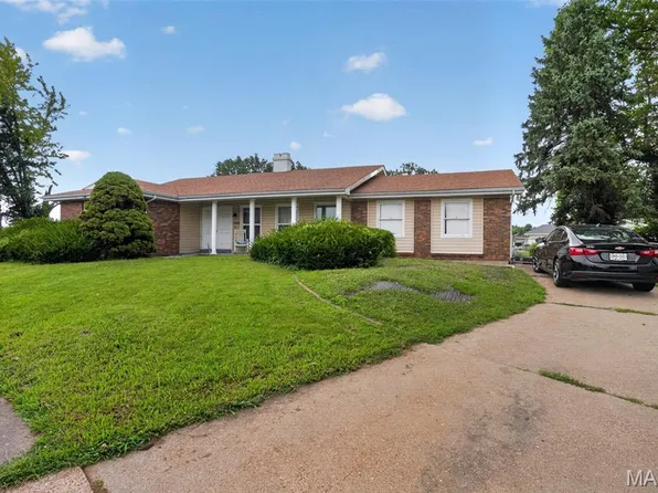 5998 Sir Edward Ct, Florissant, MO 63033
