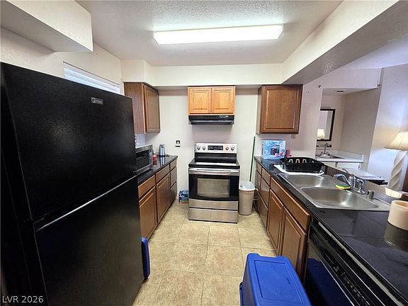 2nd image of 2052 Mesquite Ln APT 201