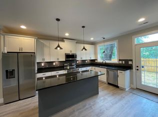 1407 1/2 Mechanicsville Tpke, Richmond, VA 23223