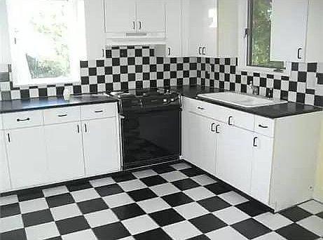 1st image of 30 Narragansett Blvd