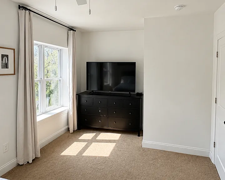 1367 Fry Ave — Photo 9