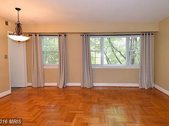4th image of 1309 N Ode St APT 522