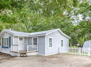 2405 Davidson Rd, Ocean Springs, MS 39564