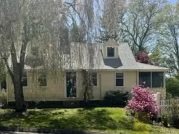 46 Gurley Road, Waterford, CT 06385