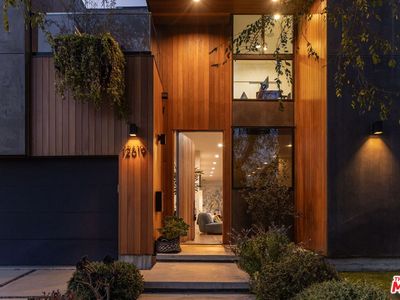 12619 Preston Way, Los Angeles, CA, 90066