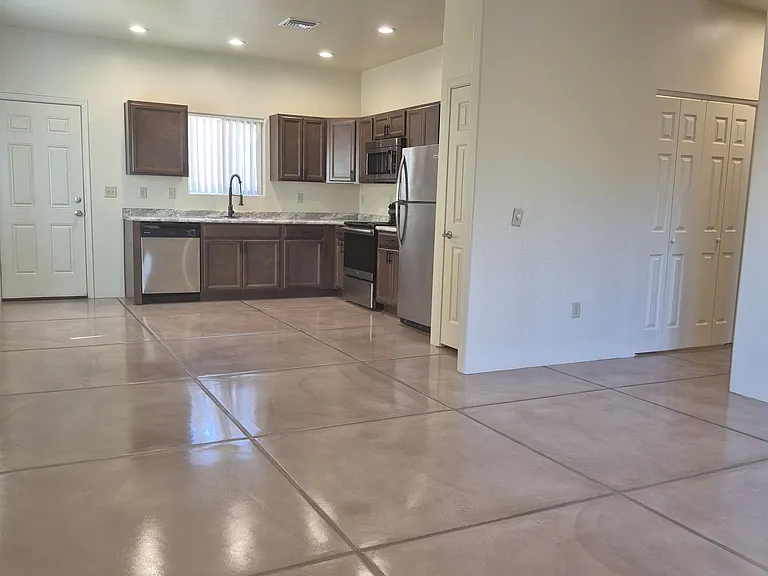4151 E Lee St — Photo 11