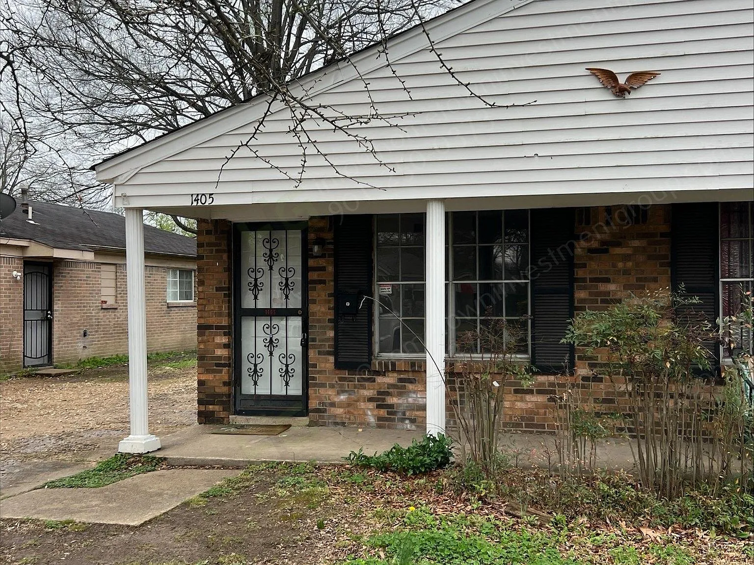 1405 Wells Station Rd — Photo 2