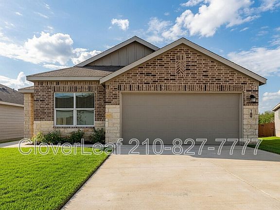 2nd image of 706 Red Field Way