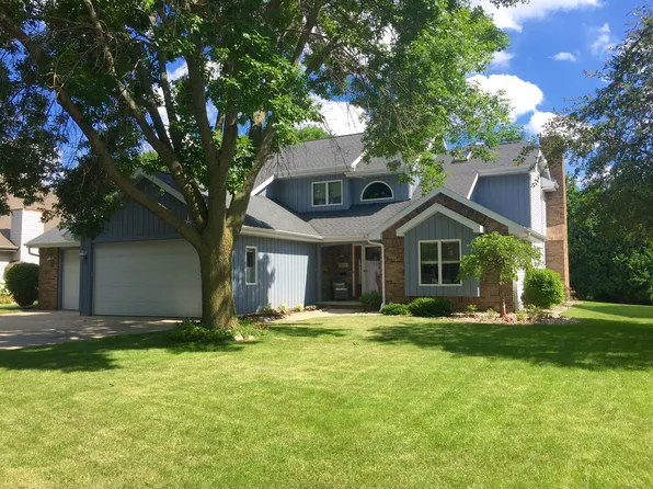 823 E Mayfield Dr, Appleton, WI 54911