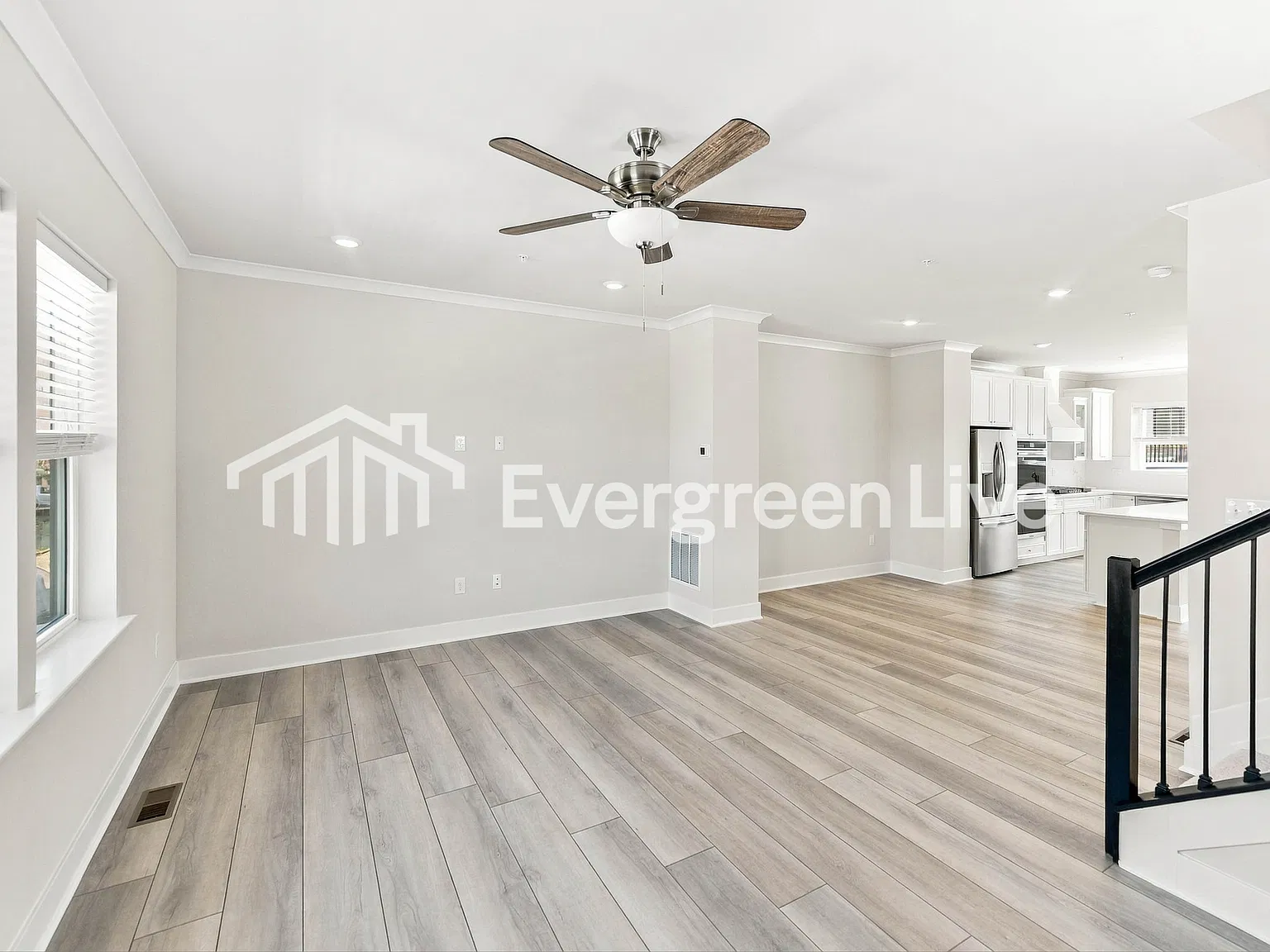 3 bed, 2.5 bath, 2043 sqft, $2,995 — Photo 3