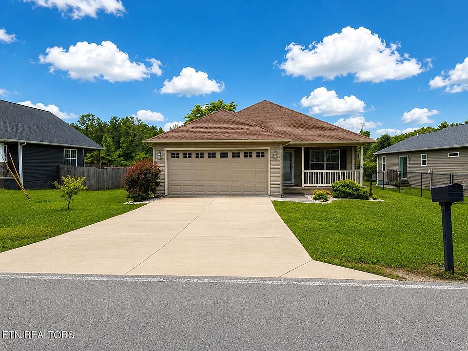 1st image of 22 Panther Valley Rd