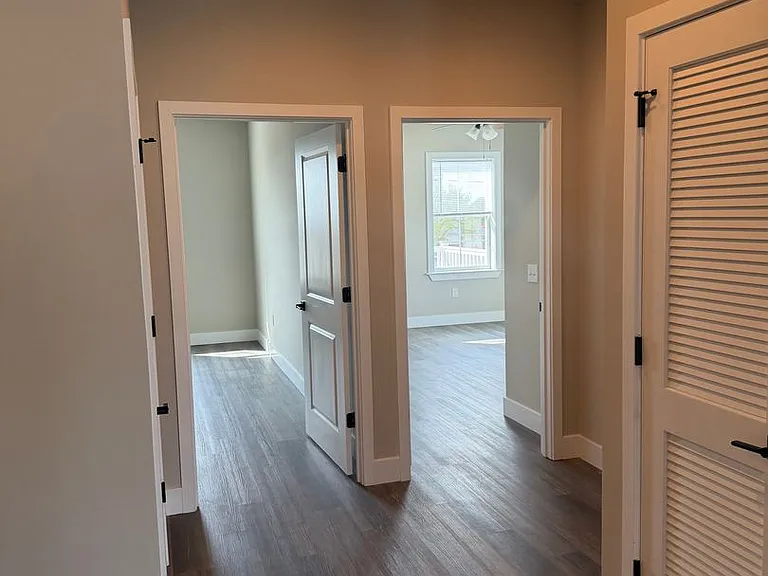 Salem Run Apartments Phase 2 — Photo 300