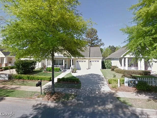 202 Forsythia Ln