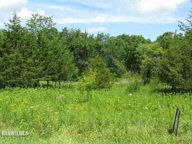 2nd image of 11 W Cemetery Ridge Rd