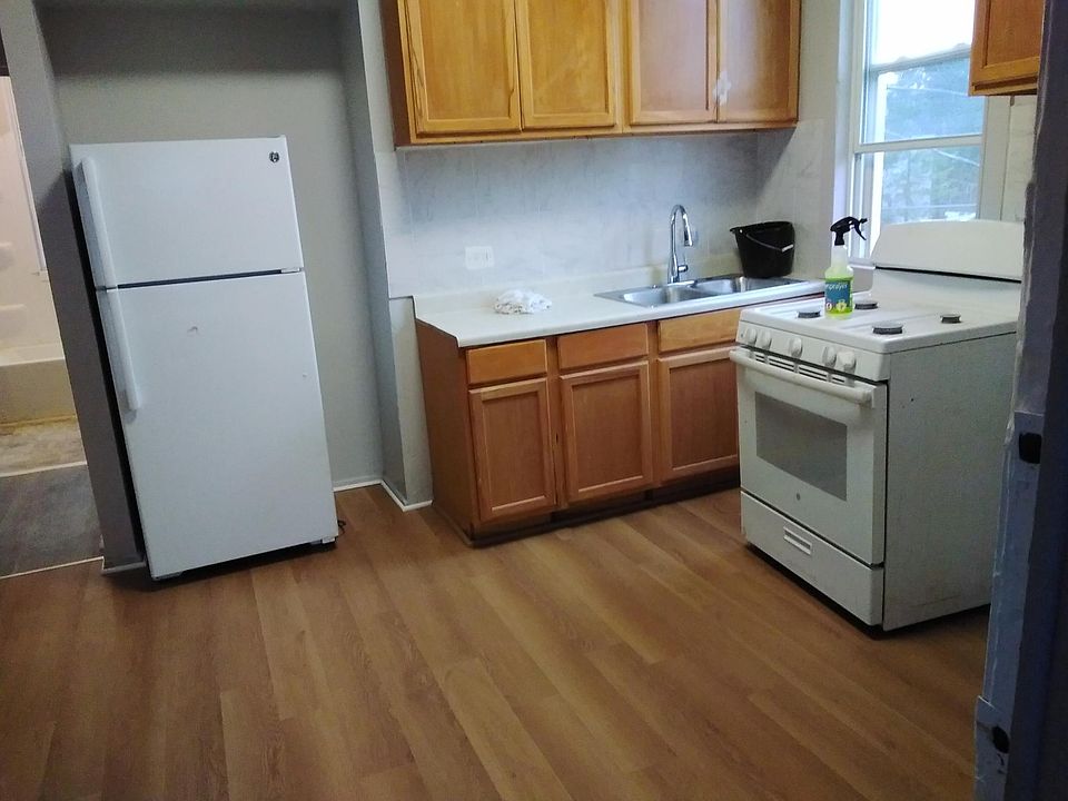 1st image of 266 N Kildare Ave #2