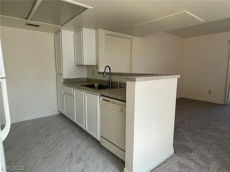 8070 W Russell Rd #2109 — Photo 11