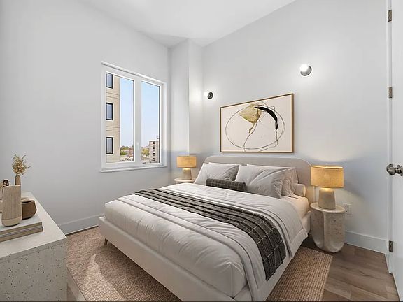 3rd image of 89-25 162nd St #205