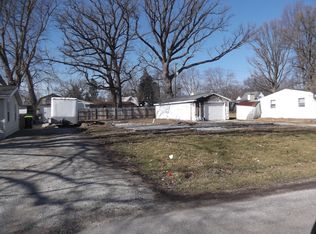 108 N Woodlawn St, Downs, IL 61736