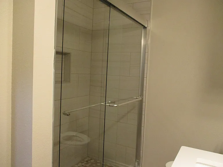 2620 County Ave — Photo 11