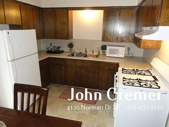 5th image of 4170 Norman Dr SE