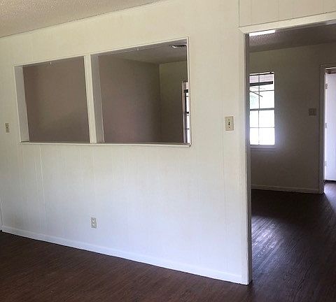 3rd image of 1224 Chippendale Dr