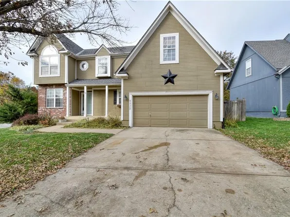 4832 Brownridge Dr, Shawnee, KS 66218