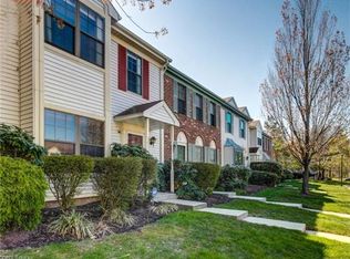58 Pear Tree Ln #82, Franklin Park, NJ 08823