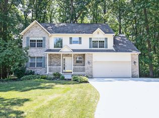 632 Bristol Dr SW, Pataskala, OH 43068