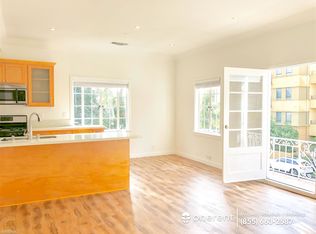 744 1/2 S Ridgeley Dr, Los Angeles, CA 90036