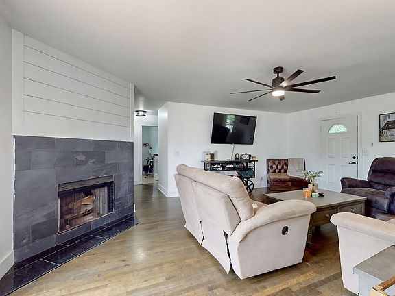 4th image of 1534 Ashlawn Dr