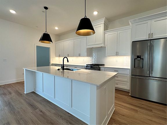 2nd image of 5908 S 41st St